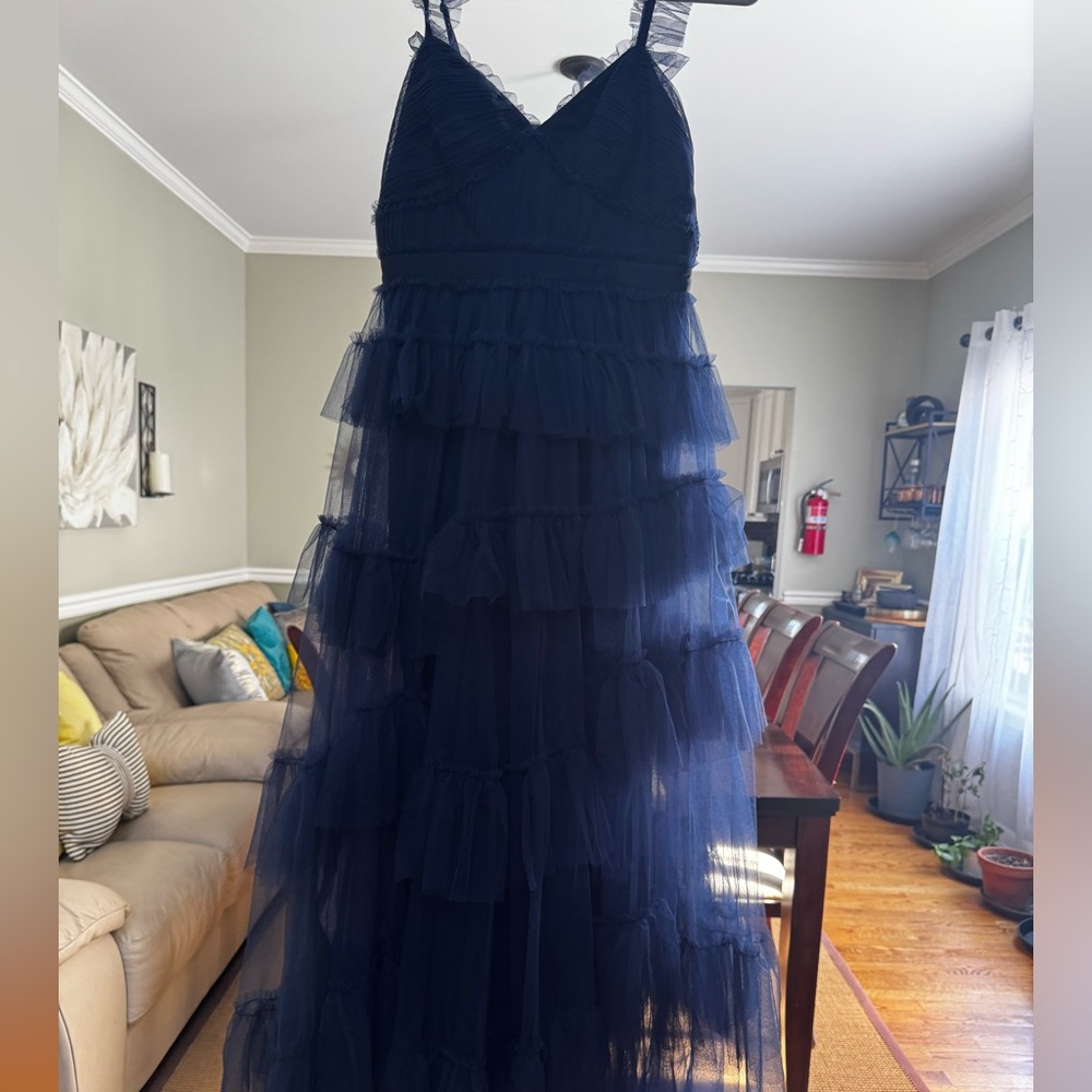 Elegant Navy Blue Evening Gown ruffles by BCBG SIZE 4 - Picture 4 of 6